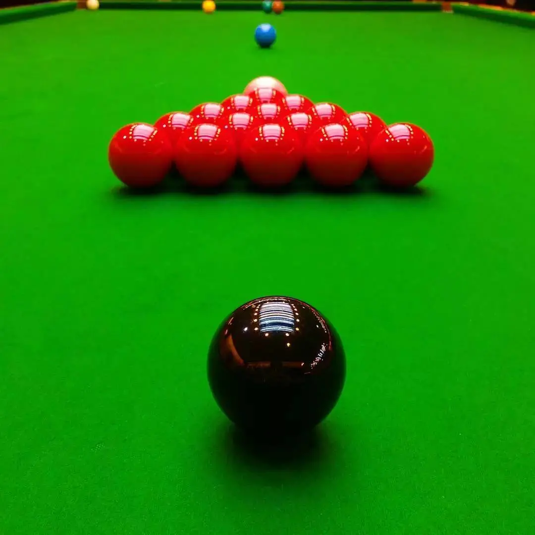 斯诺克英锦赛资格赛：本·沃拉斯顿VS瑞安·埃文斯，谁能晋级？精彩对决不容错过！